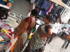 Big ass gujju aunty in saree 3